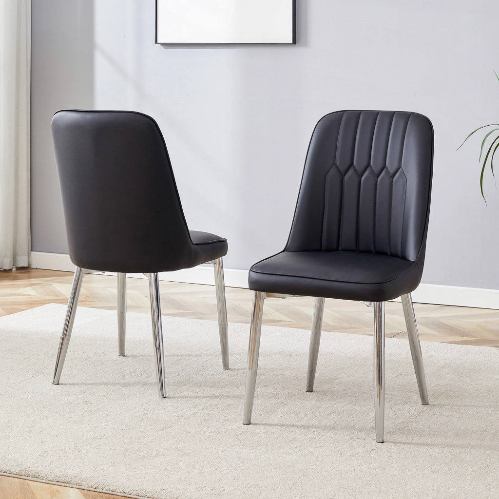 Sedia da pranzo moderna in PU nero con gambe in metallo color argento; altezza 89 cm